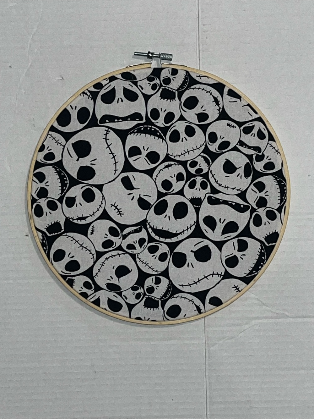 Disney Hand-Embroidered Skull Pattern Hoop Art Nightmare Before Christmas (NBC) - Picture 8 of 12